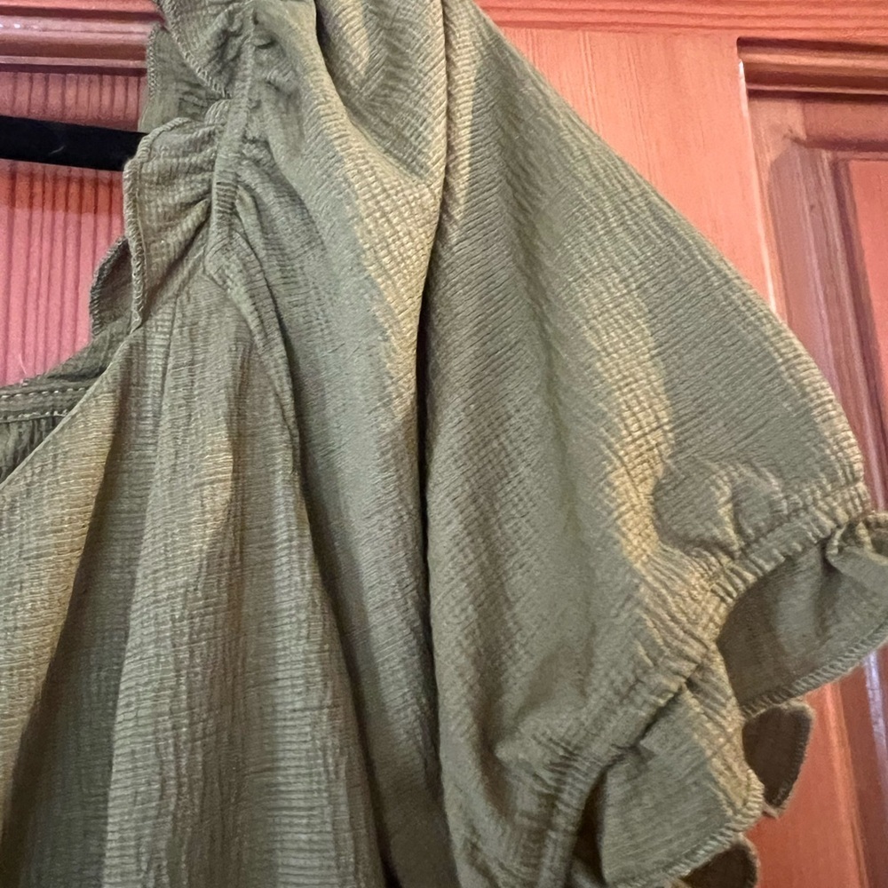 Meraki Sage Green Ruffle Sleeve Blouse - Picture 4 of 5